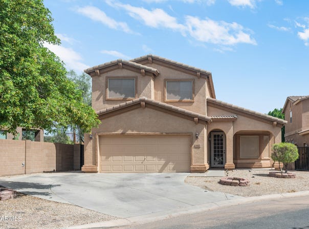 900 W BROADWAY Avenue, Apache Junction, AZ 85120