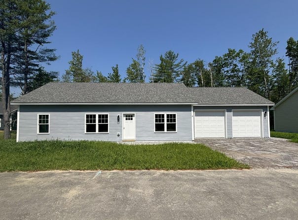5 Car-Ty Court, Lewiston, ME 04240