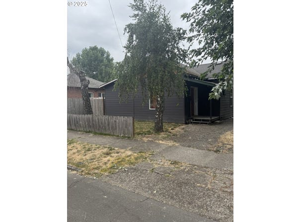 459 23RD ST, Salem, OR 97301