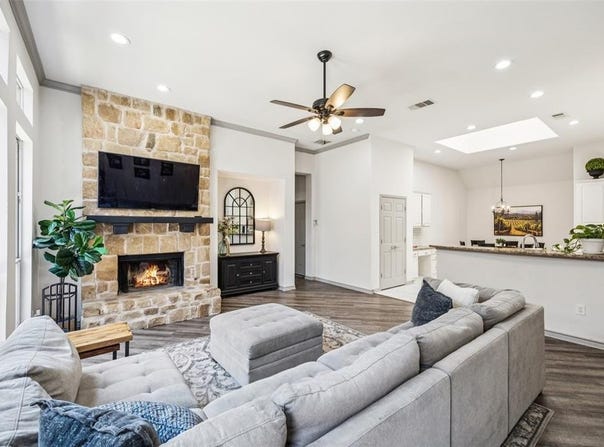 10082 Planters Row Drive, Frisco, TX 75033