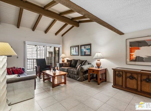 1050 E Ramon Rd, Palm Springs, CA 92264