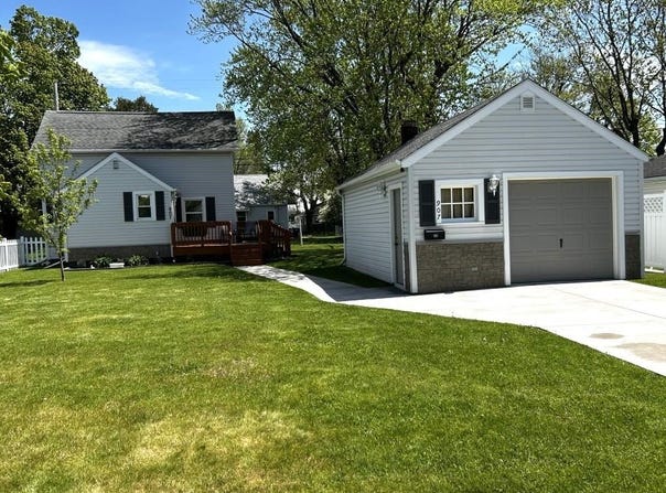 907 N 3RD AVENUE, Wausau, WI 54401
