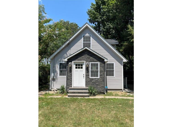255 Ocean Avenue, Brentwood, NY 11717