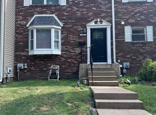 339 N MOUNT VERNON CIRCLE, BENSALEM, PA 19020