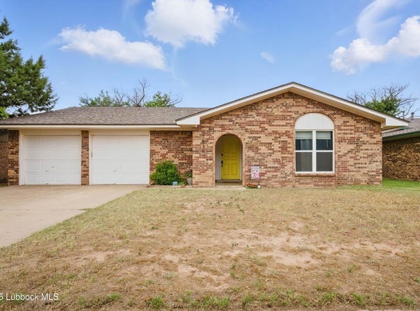 5536 1st Place, Lubbock, TX 79416
