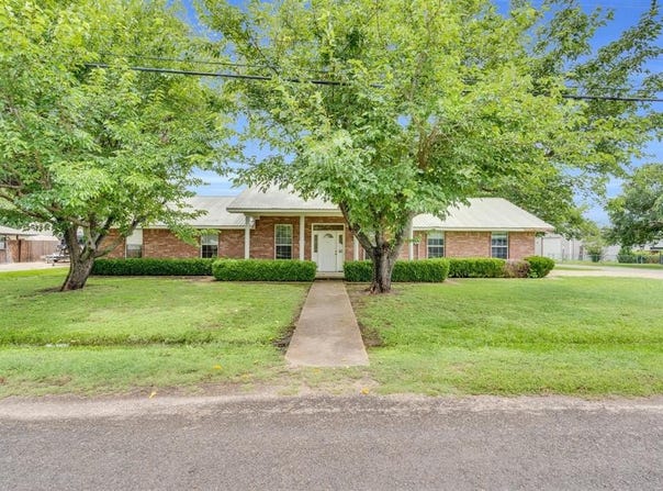 501 Trice Street, Maypearl, TX 76064
