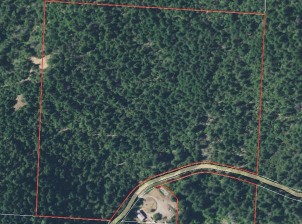 21800 Lower Grave Creek Road, Wolf Creek, OR 97497