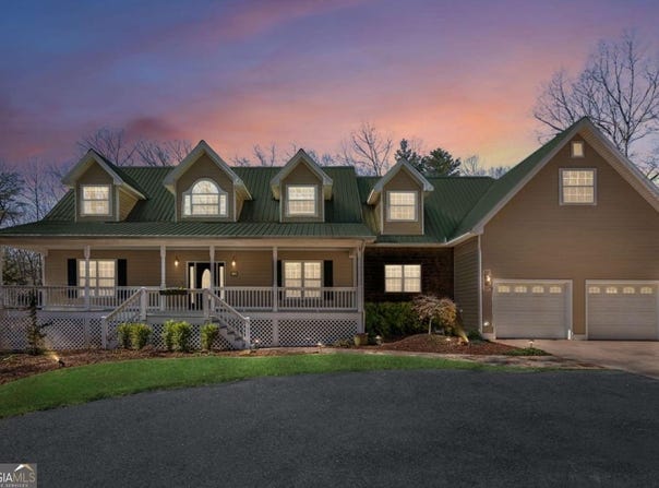 154 Hickory, Dahlonega, GA 30533