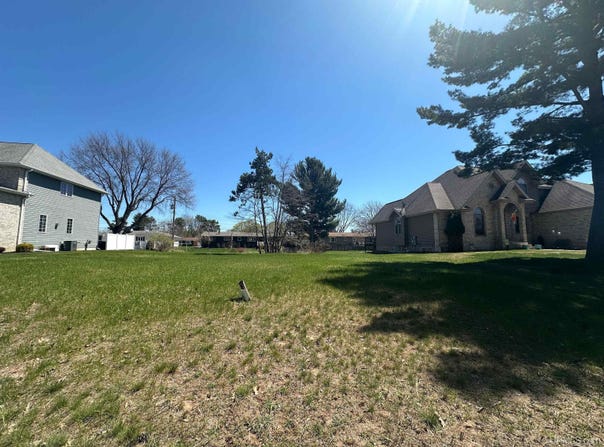 1115 S 21st, Escanaba, MI 49829