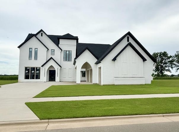 207 Sabal Bend Drive, Youngsville, LA 70592