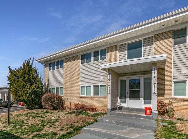 2324 W CHATEAU Dr S, Roy, UT 84067