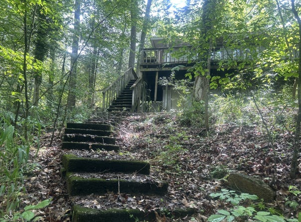 1589 W Shore Drive, Nashville, IN 47448