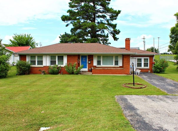 1009 Cleveland Avenue, Glasgow, KY 42141