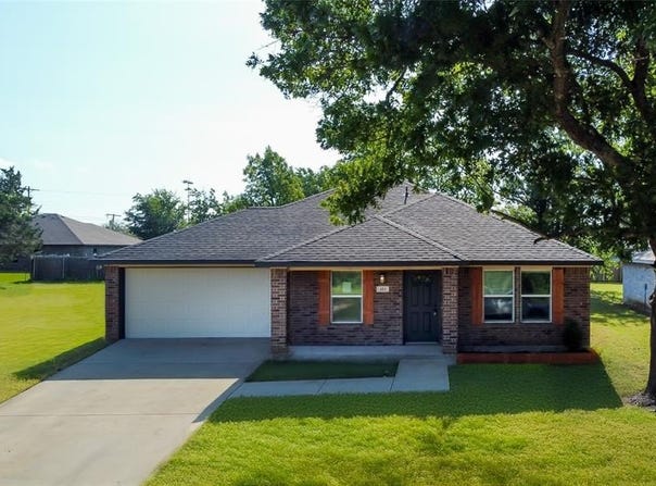 413 Bethlehem Street, Terrell, TX 75160