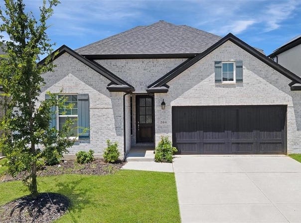 204 Savannah Lane, Oak Point, TX 75068