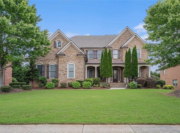 1241 EDGEBROOK Lane, Snellville, GA 30078