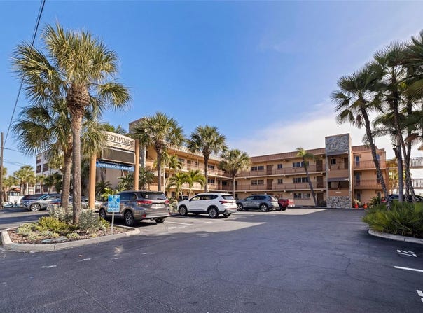 10265 GULF Boulevard, TREASURE ISLAND, FL 33706