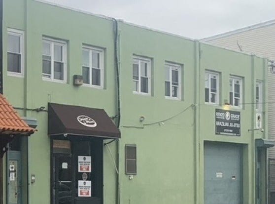 170 Mcwhorter St, Newark City, NJ 07105-1123