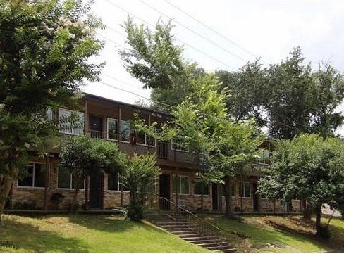 1200 N 4th Street, Longview, TX 75601