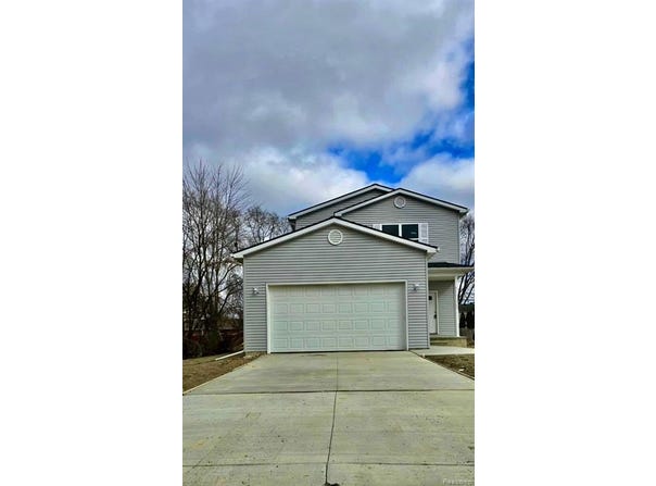6371 Loraine Street, Romulus, MI 48174