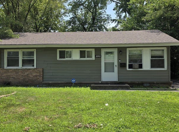 3043 Sussex Avenue, Markham, IL 60428