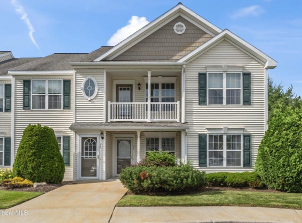 35 Morning Glory Way, Rotterdam, NY 12306