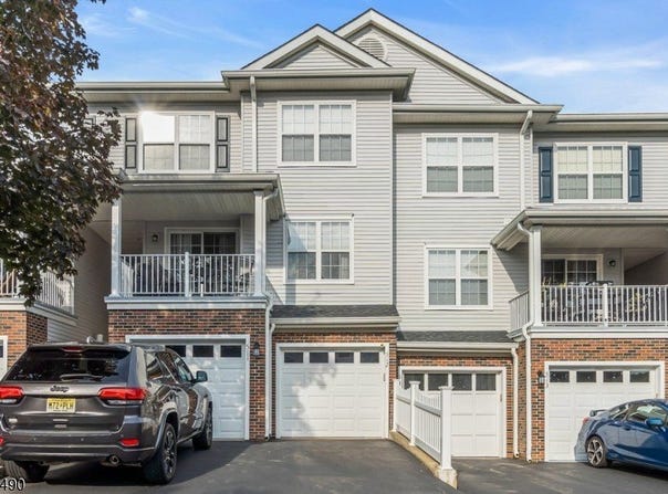 512 Knollwood Ct, Denville Twp., NJ 07834-3457