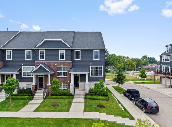 202 N Sydney Court, Plymouth, MI 48170