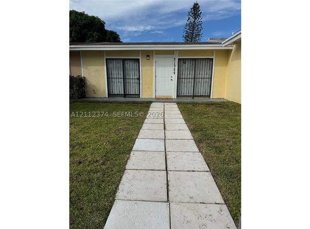 Miami Gardens, FL 33055