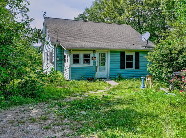 1227 South Eastman Road, Kingsport, TN 37660