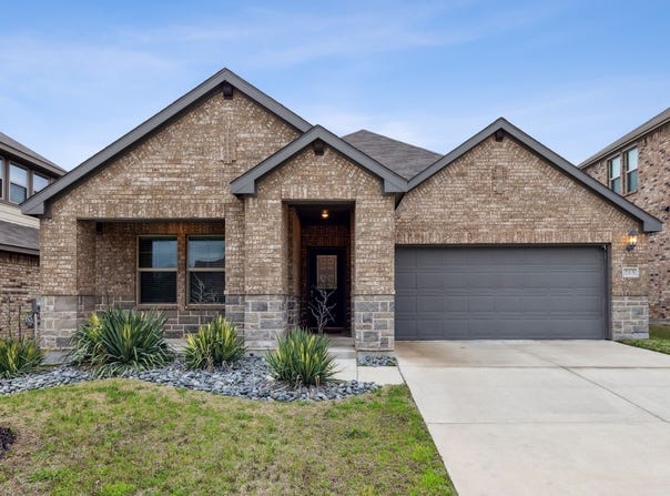 263 Hawthorn Drive, Lavon, TX 75166