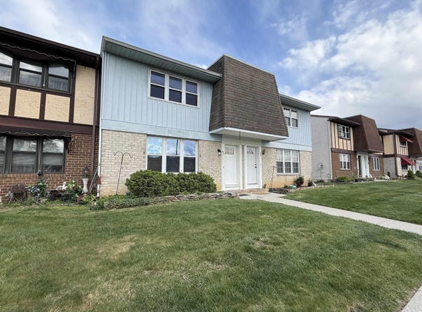 1964 E Oak Road, Vineland, NJ 08361