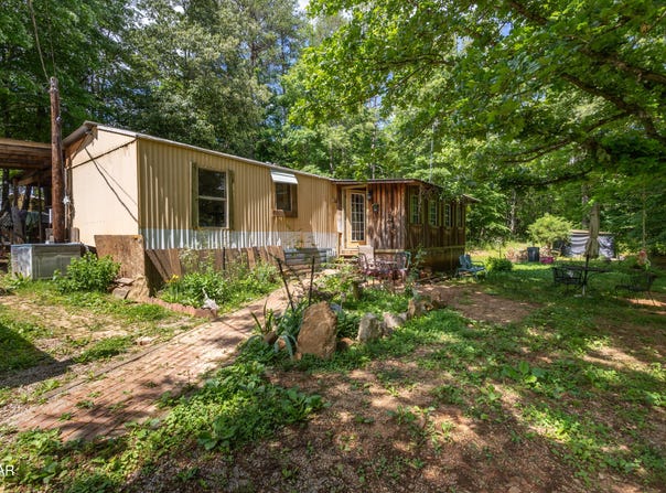 434 Unicoi Church Road, Tellico Plains, TN 37385