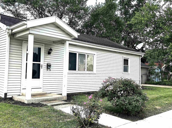 700 W Grant Street, Hartford City, IN 47348