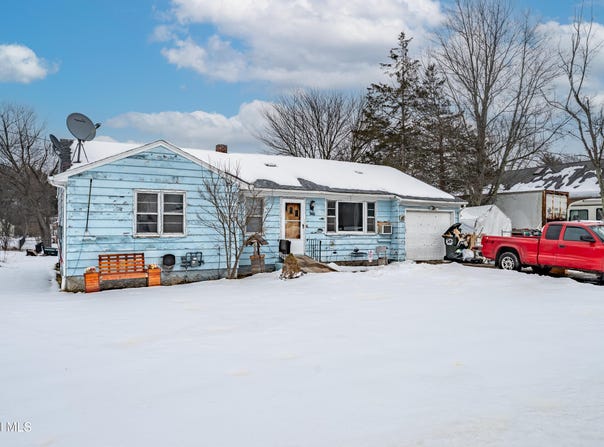 146 Joslen Boulevard, Hudson, NY 12534