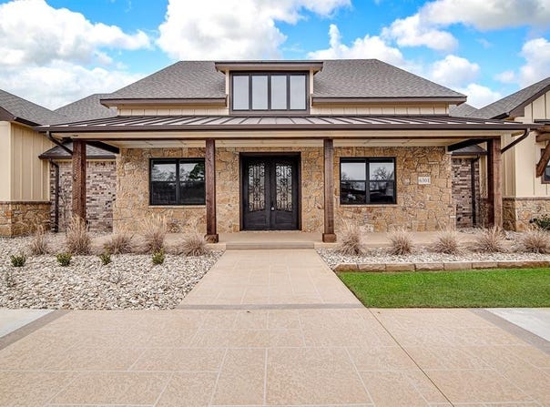 6301 Big Elk Drive, Fort Worth, TX 76140