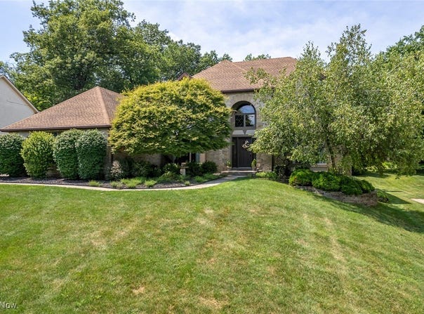 10730 Sherwood Trail, North Royalton, OH 44133