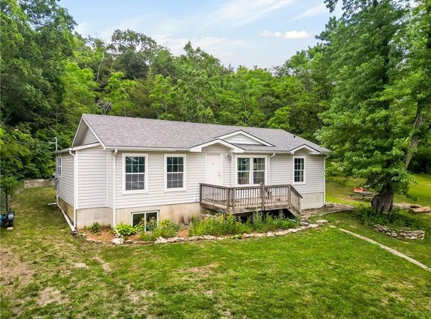 1540 N 600 Road, Baldwin City, KS 66006