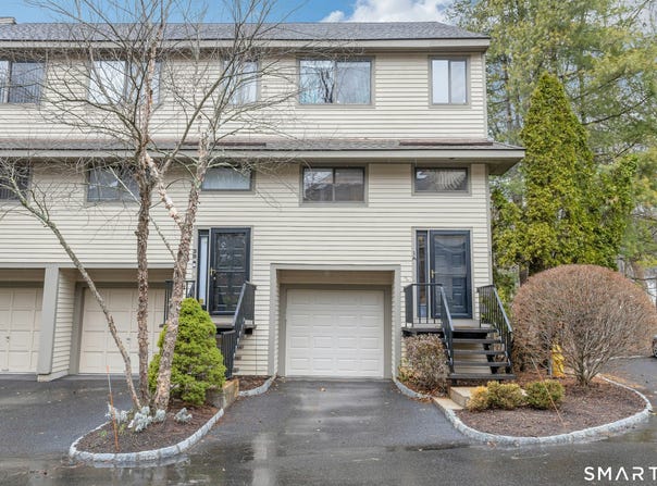 2435 Bedford Street, Stamford, CT 06905