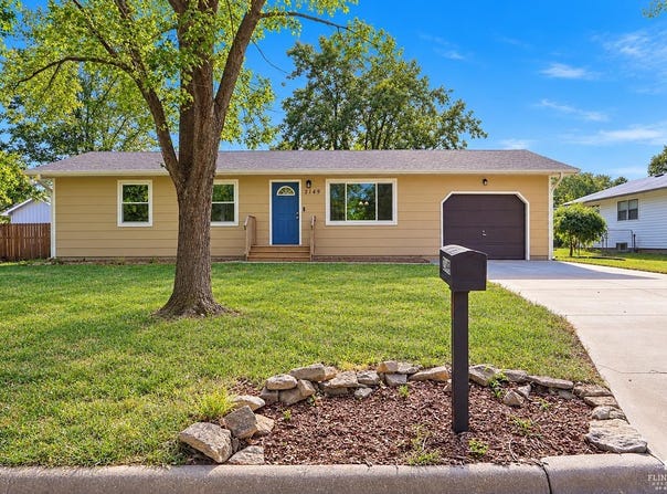 2149 Griffith Terrace, Manhattan, KS 66502