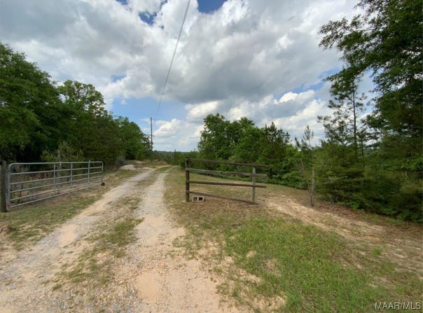 1669 County Road 81 Road, Prattville, AL 36067