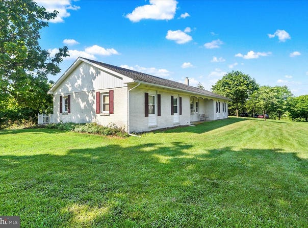 1814 FAIRGROUND ROAD, LIVERPOOL, PA 17045