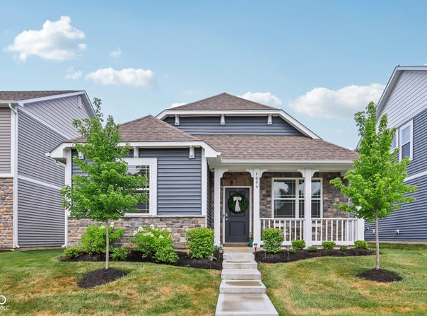 2606 Barstow Drive, Whitestown, IN 46075