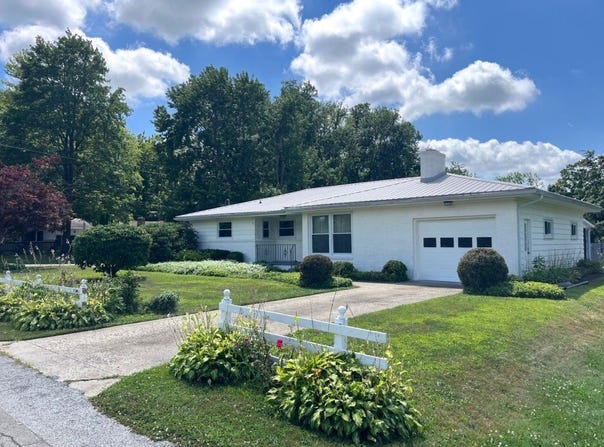 95 THIRD Avenue, Albion, PA 16401