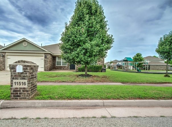 11516 SW 24th Street, Yukon, OK 73099