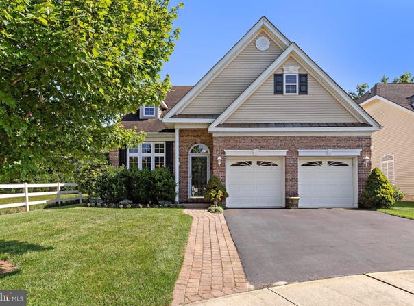 11 SALEM COURT, BARNEGAT, NJ 08005