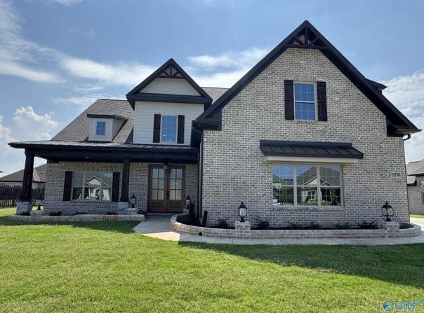 13776 Front Nine Drive, Athens, AL 35611