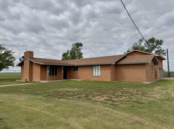 910 FM 1842, Olton, TX 79064