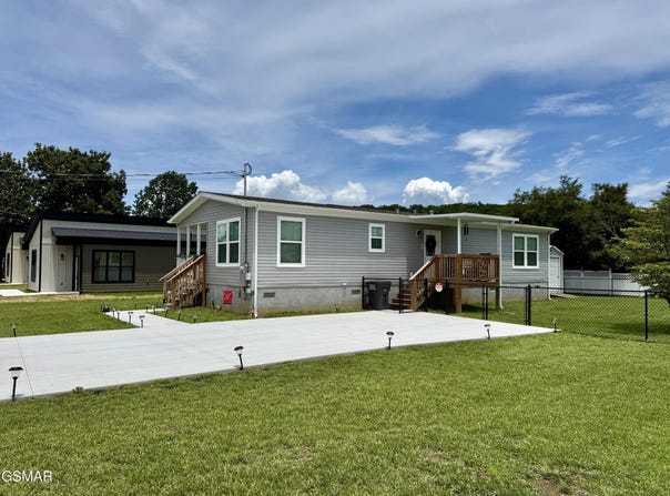 3237 Old Mill Street Street, Pigeon Forge, TN 37863