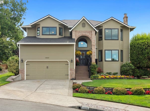 3229 SW MAWRCREST PL, Gresham, OR 97080